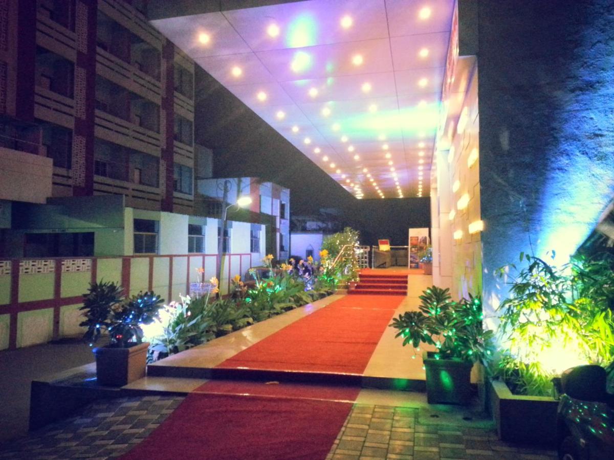 Hotel Executive Silver Inn Aurangabad  Exterior photo